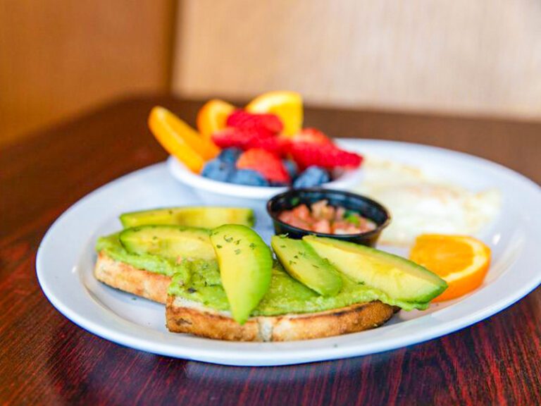 Pancake franchise breakfast plate